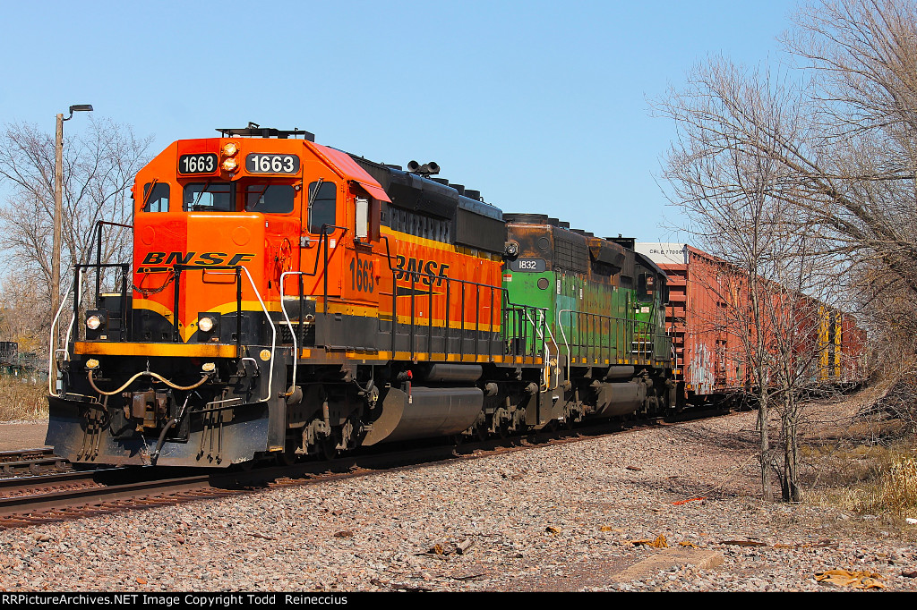 BNSF 1663